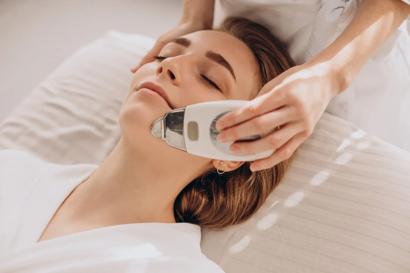 Limpieza ultrasonidos + Argilac Peel en DaVinci Clinique, Barcelona
